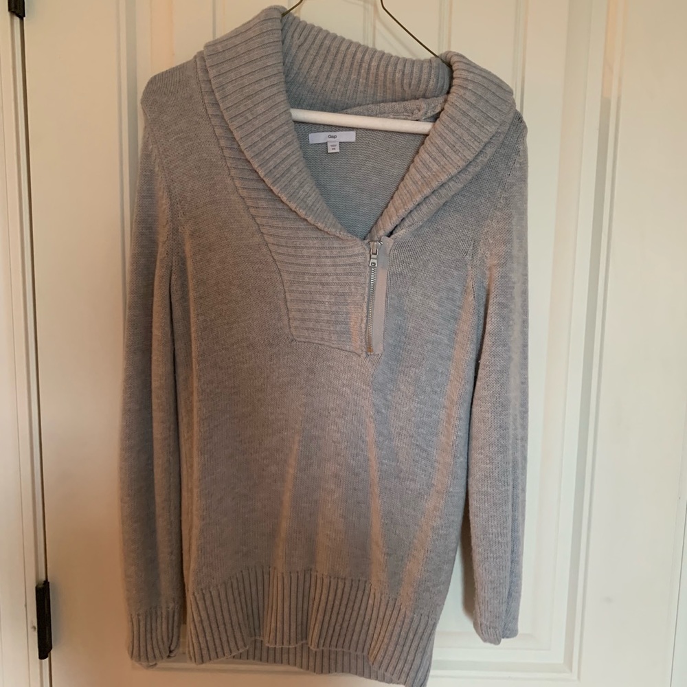 Grey sweater